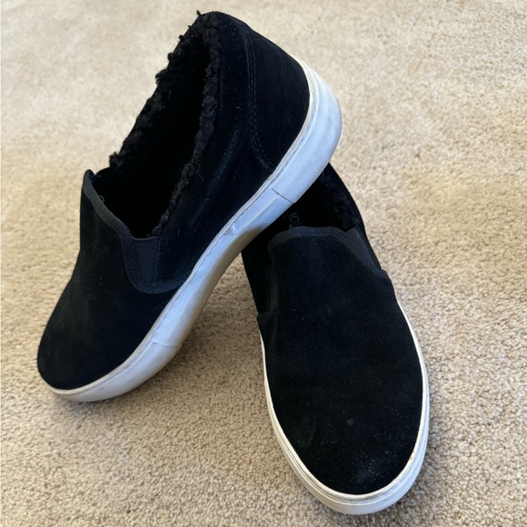 J Slides Slip On - Picture 1 of 2